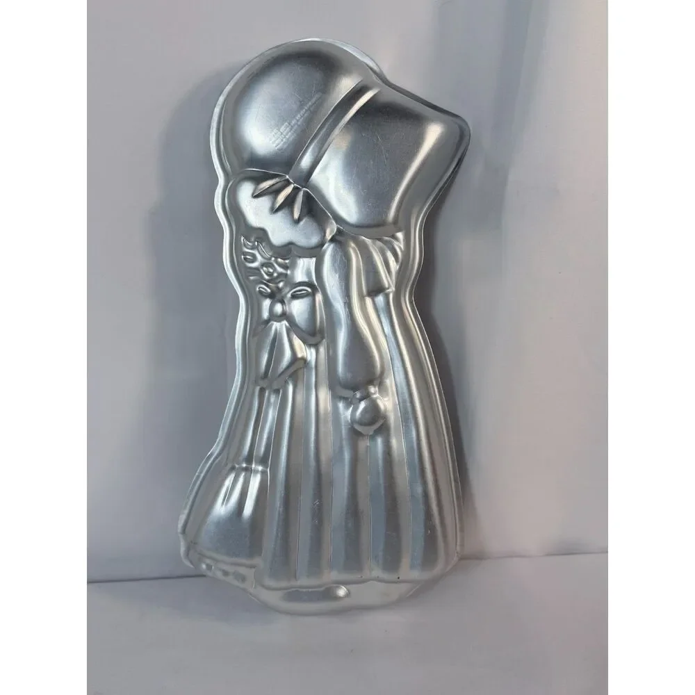 VTG Wilton Holly Hobby 1976 Cake Pan Girl Boy 14